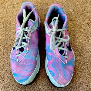 Women’s Nike Tennis Shoes